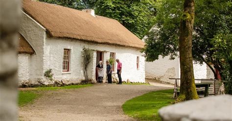 Ulster American Folk Parkı: Kuzey İrlanda Tarihini ve Kültürünü Yaşatın!